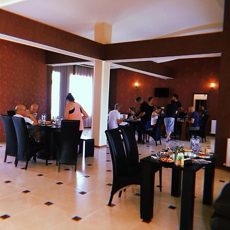 Tbili House Hotell Tbilisi Eksteriør bilde