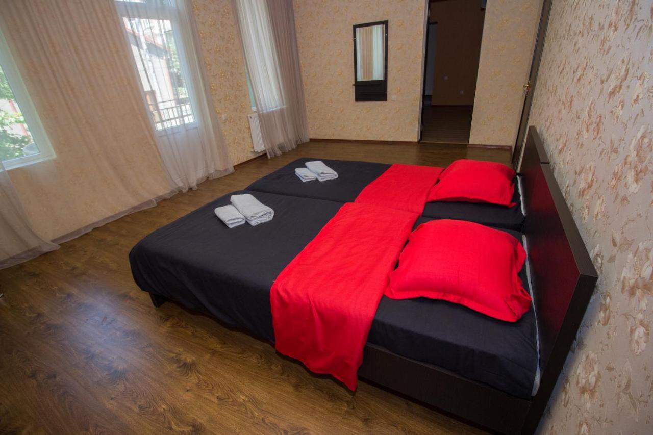 Tbili House Hotell Tbilisi Eksteriør bilde