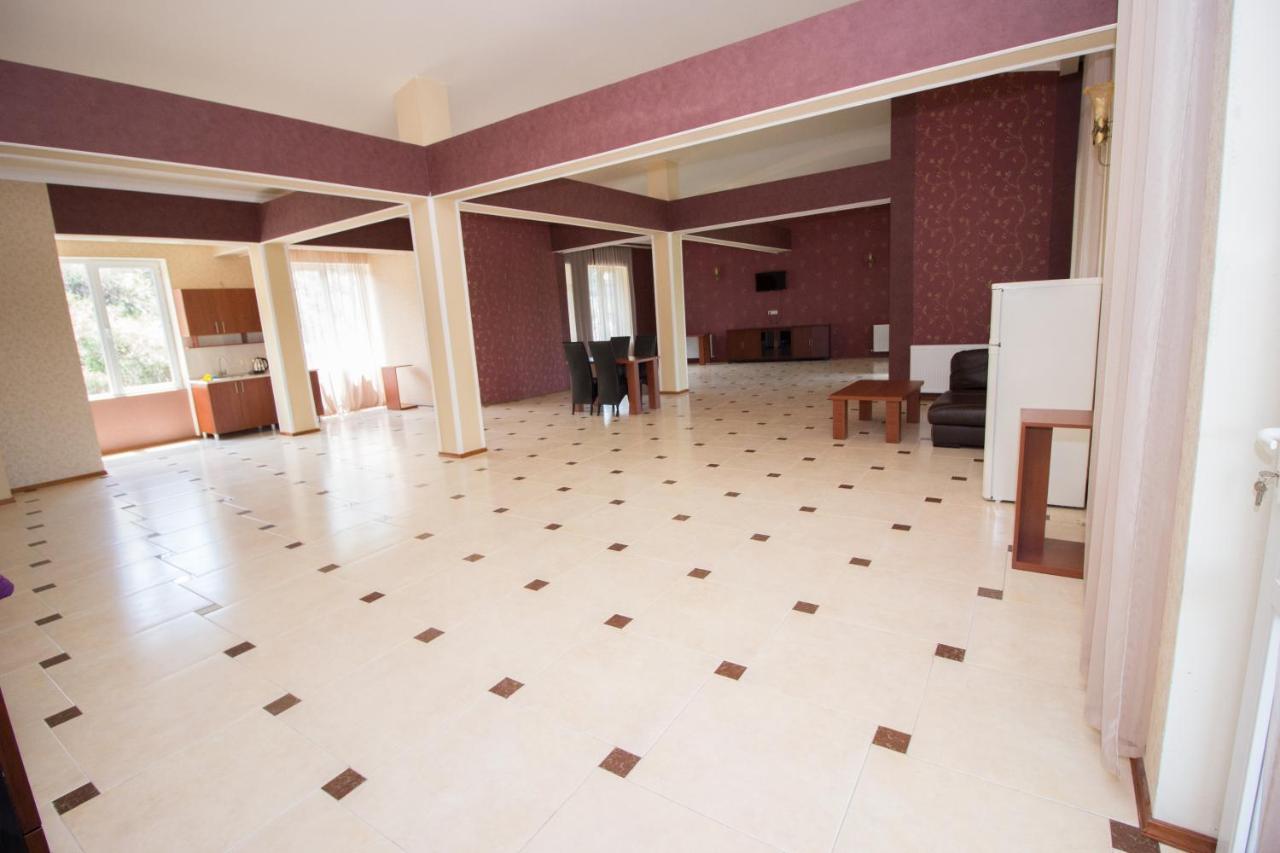 Tbili House Hotell Tbilisi Eksteriør bilde