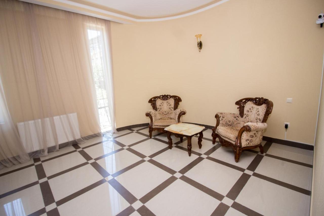 Tbili House Hotell Tbilisi Eksteriør bilde